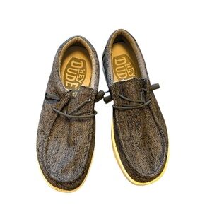 Hey Dude Size 11 Blue Loafer Shoes.